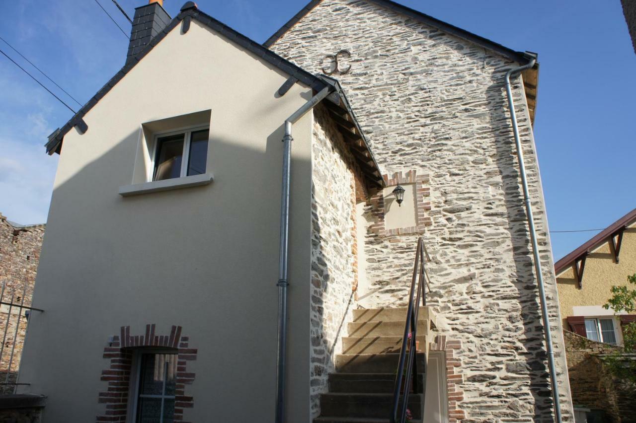 La Chambre Du Harpiste Vallons-de-l'Erdre Exterior photo